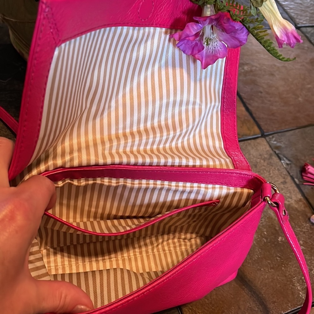 NWOT Kate Spade Pebbled Leather Crossbody Bag♠️ - Picture 4 of 4
